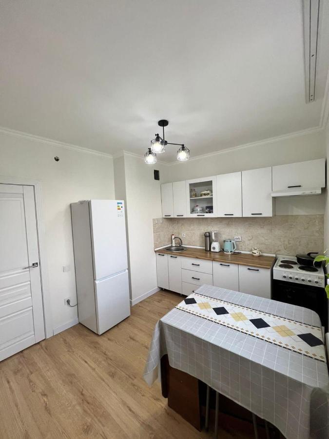 Apartment In Αλμάτι Εξωτερικό φωτογραφία